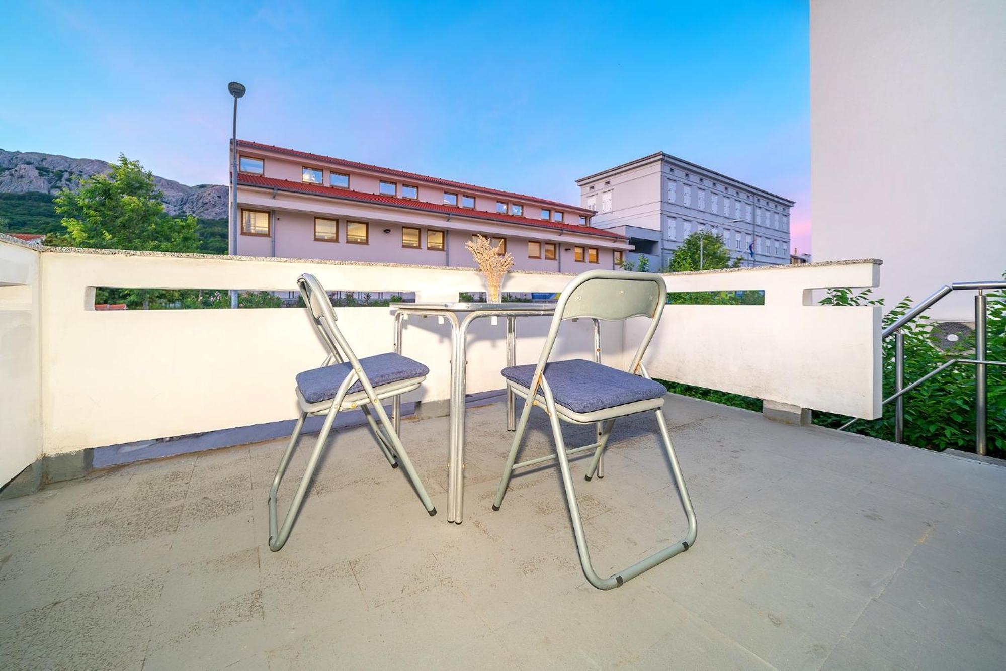 Apartments Nada & Ivan With Terrace Baška Exteriér fotografie