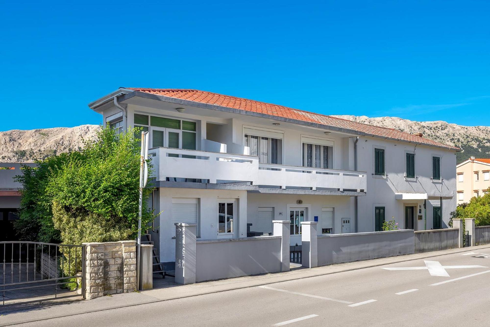 Apartments Nada & Ivan With Terrace Baška Exteriér fotografie